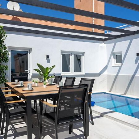 Unique Beachfront Rooftop In Fuengirola By Costarentals - Ref 59 エクステリア 写真